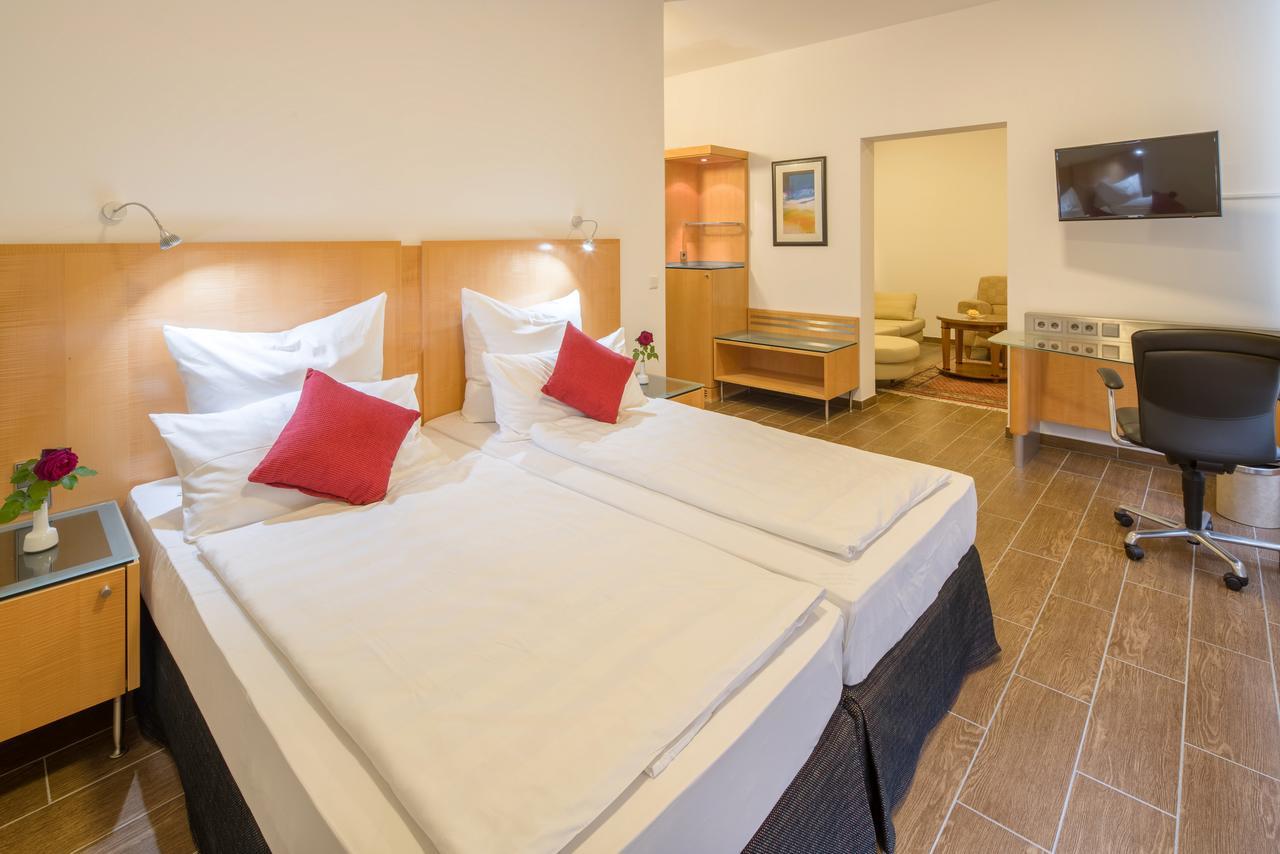 Taba Hotel Kellinghusen Kültér fotó